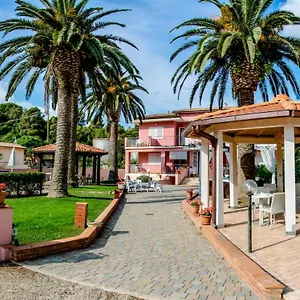 Rosa Hotel